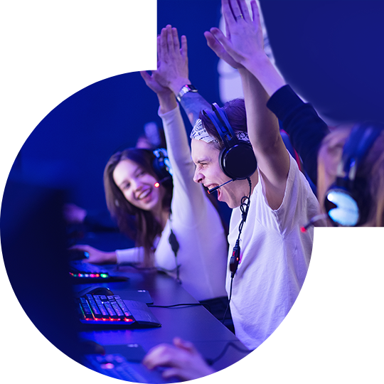 至尊国际独家双向驱动技术<br>让电竞玩家尽情享受极致高速快感